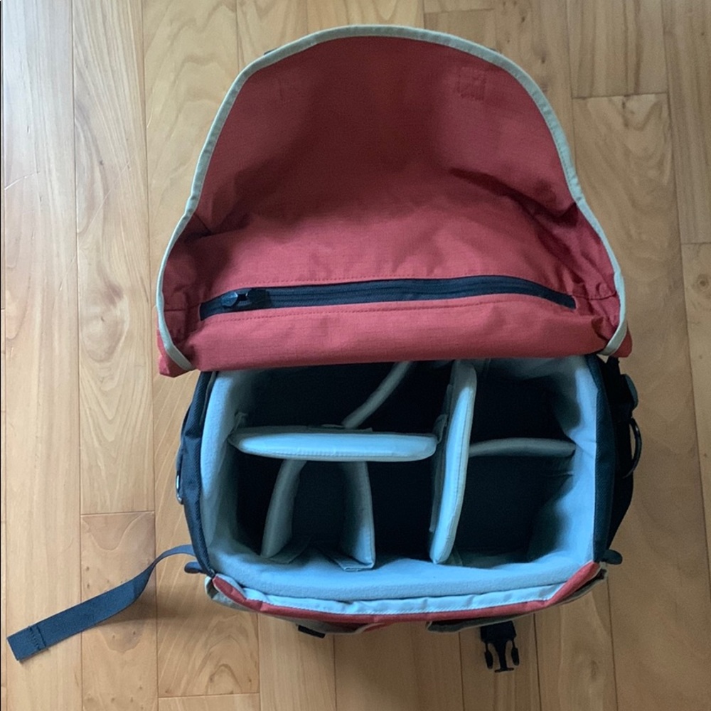 PROMASTER Camera Bag - Picture 4 of 6